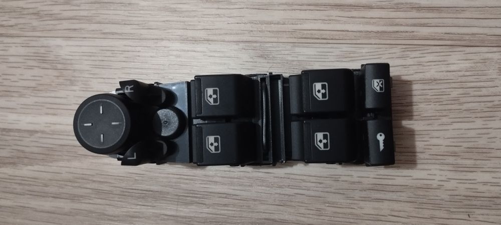 Блок управления стеклоподъёмниками