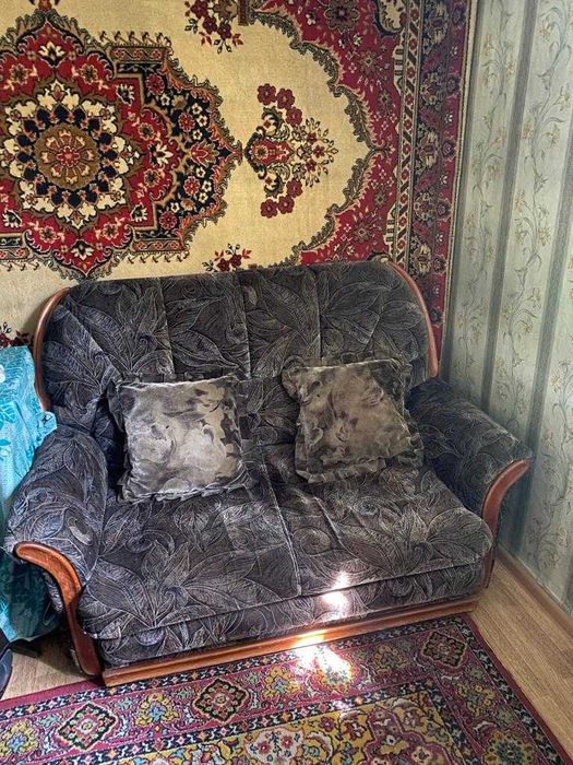 Продам диван тройка