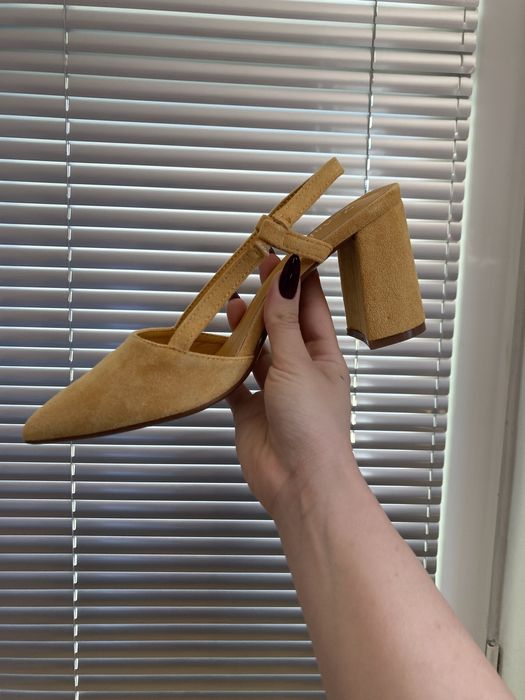 Сандали от еко велур