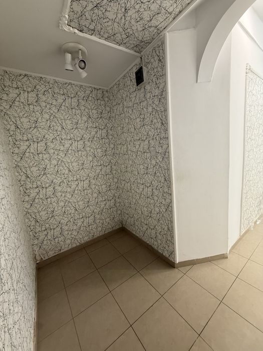 Spatiu comercial Cuza Voda nr. 7, 21mp, 800e tva inclus