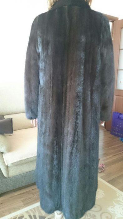Продам норковую шубу