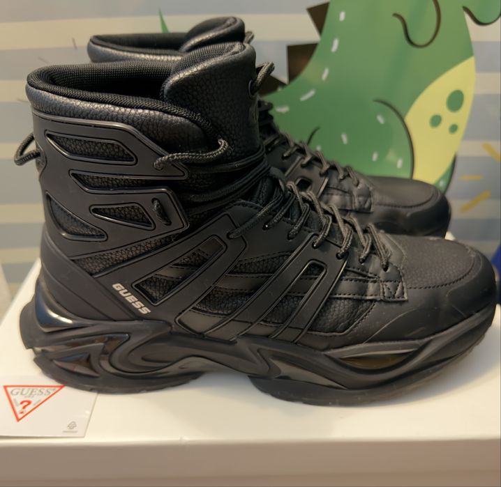 Зимни обувки Guess