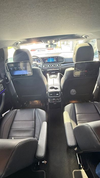 Mercedes-Benz GLS 450, 367CP, camere 360, scaune individuale spate, tablete