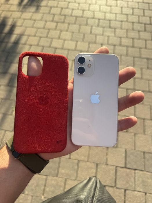 Продам телефон Айфон 12 mini 88Акб