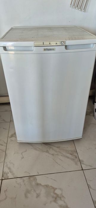 Продам Морозильник