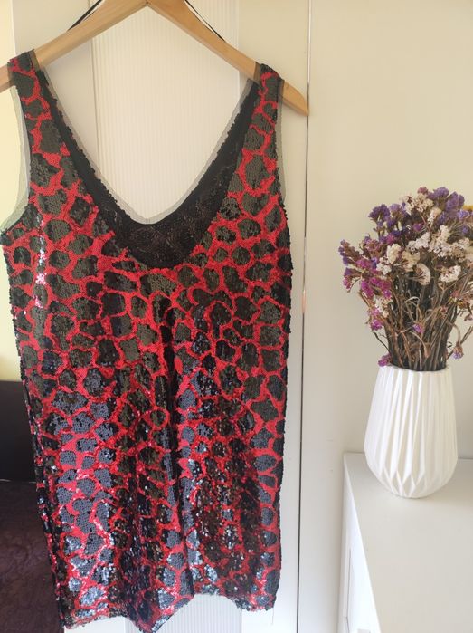 Рокля на марката Zara