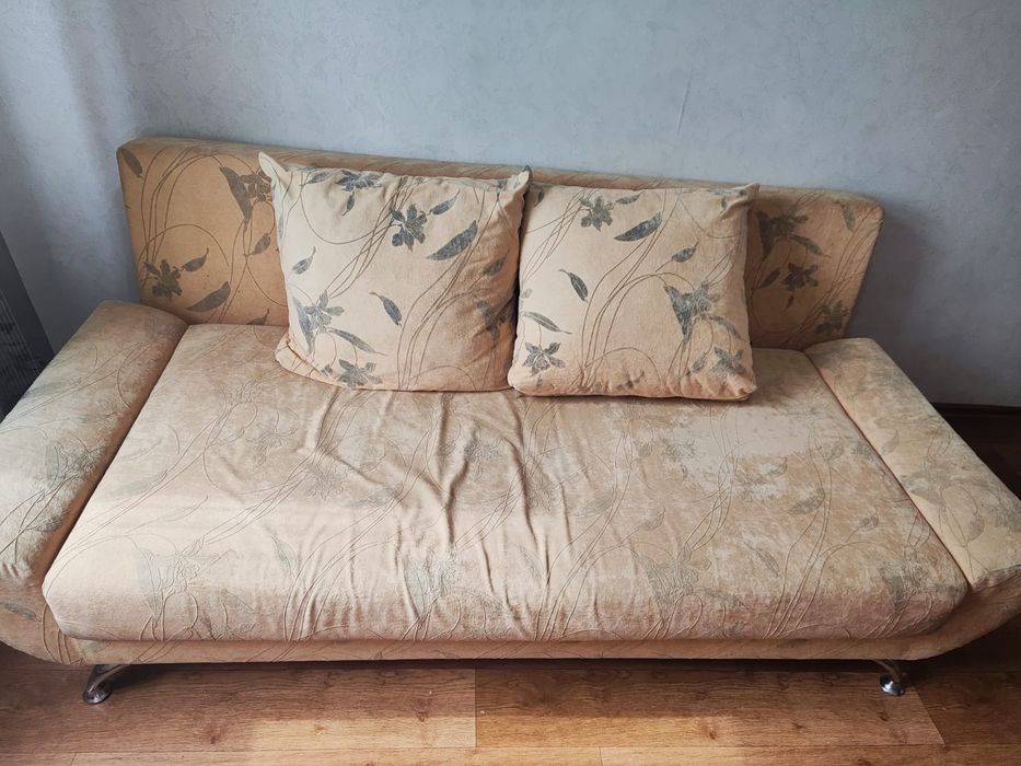 Отдам тахту даром