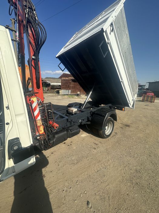 Vand iveco basculabil cu macara