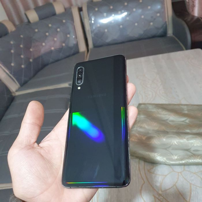 A90 5G sotiladi arzon narxda