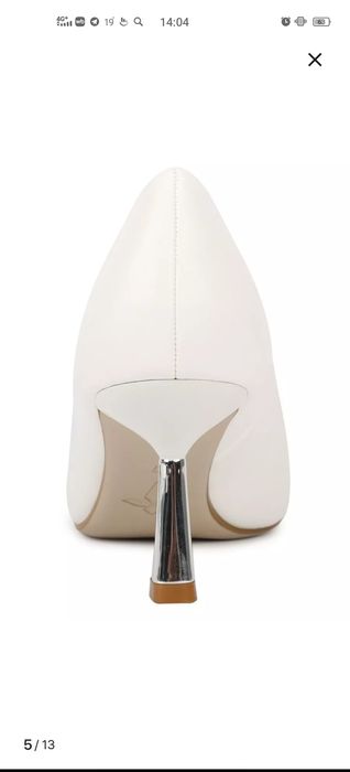 Продам туфли белые