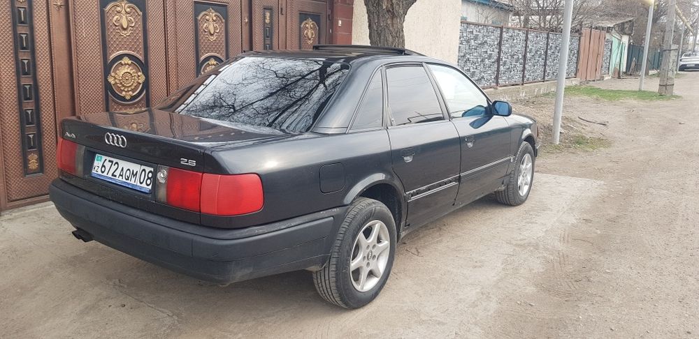 Ауди 100 С4 в хорошем состояний