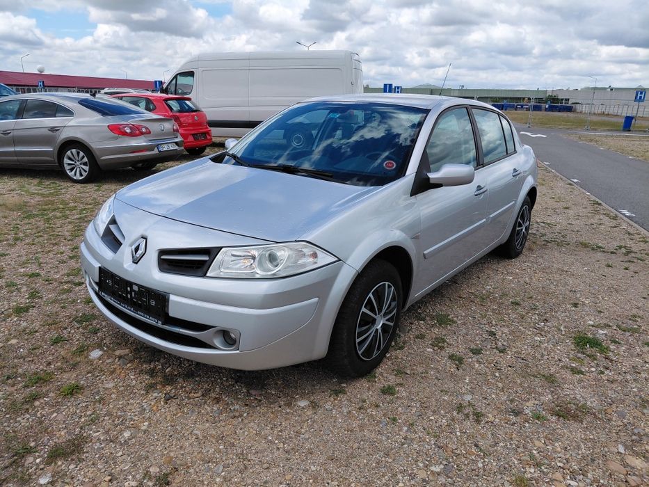 RENAULT Megane