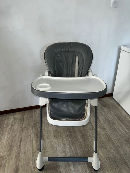 Продам стульчик детский