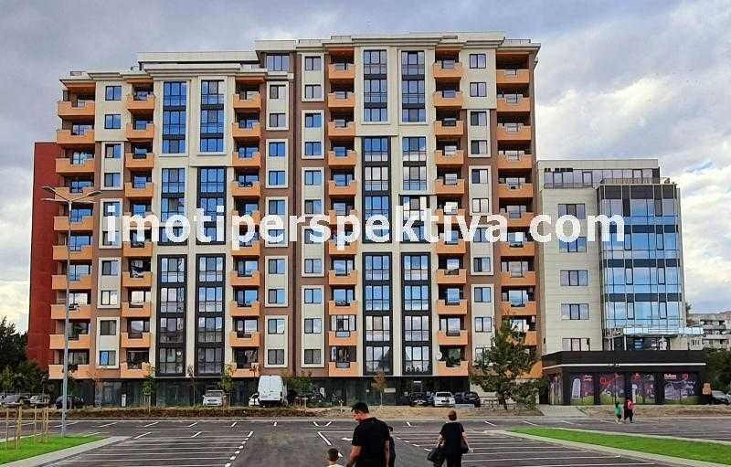 Продава се Тристаен апартамент в Пловдив, Кючук Париж - 101 кв.м за 1387 €/кв.м - Снимка #16