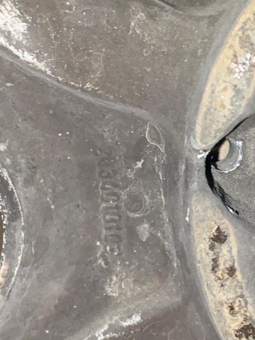 Титановый диска мерседес r15