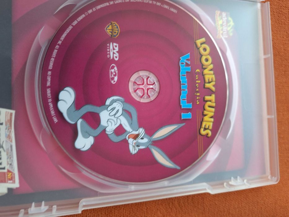 DVD desene animate - licenta Bugs Bunny - Looney Tunes