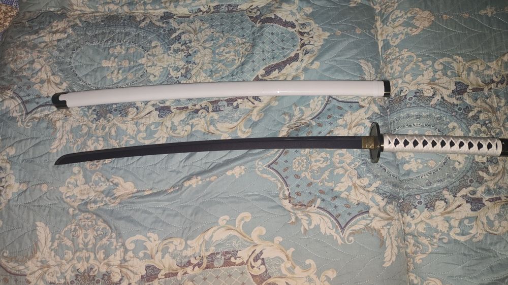 Железная катана в магазинном состоянии