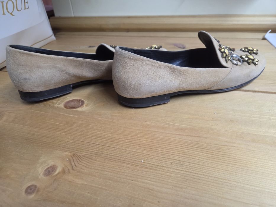 Дамски обувки с токчета. Valentino;Armani, Gucci