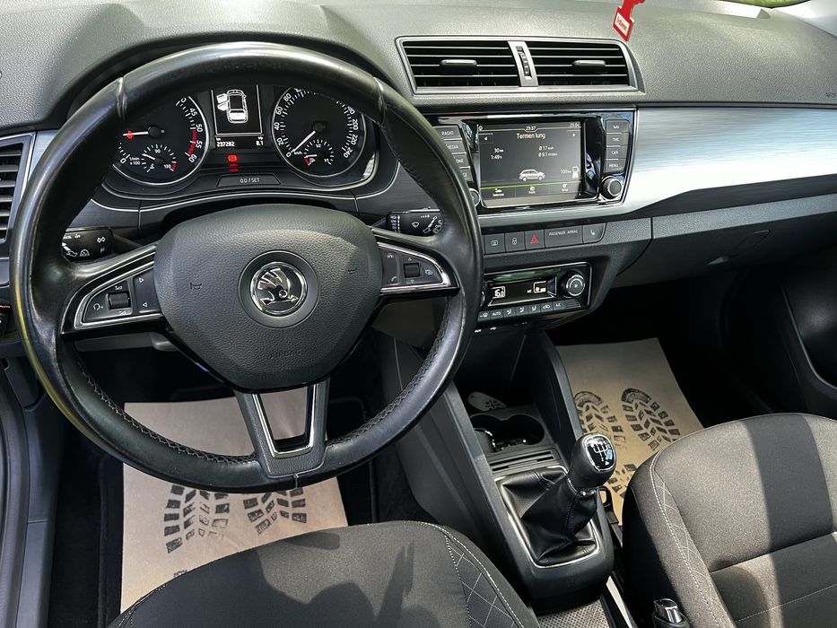 SKODA Fabia 2016 — imagine 5
