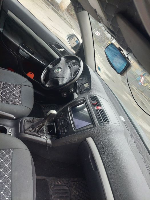 Vand sau schimb Skoda Octavia 2
