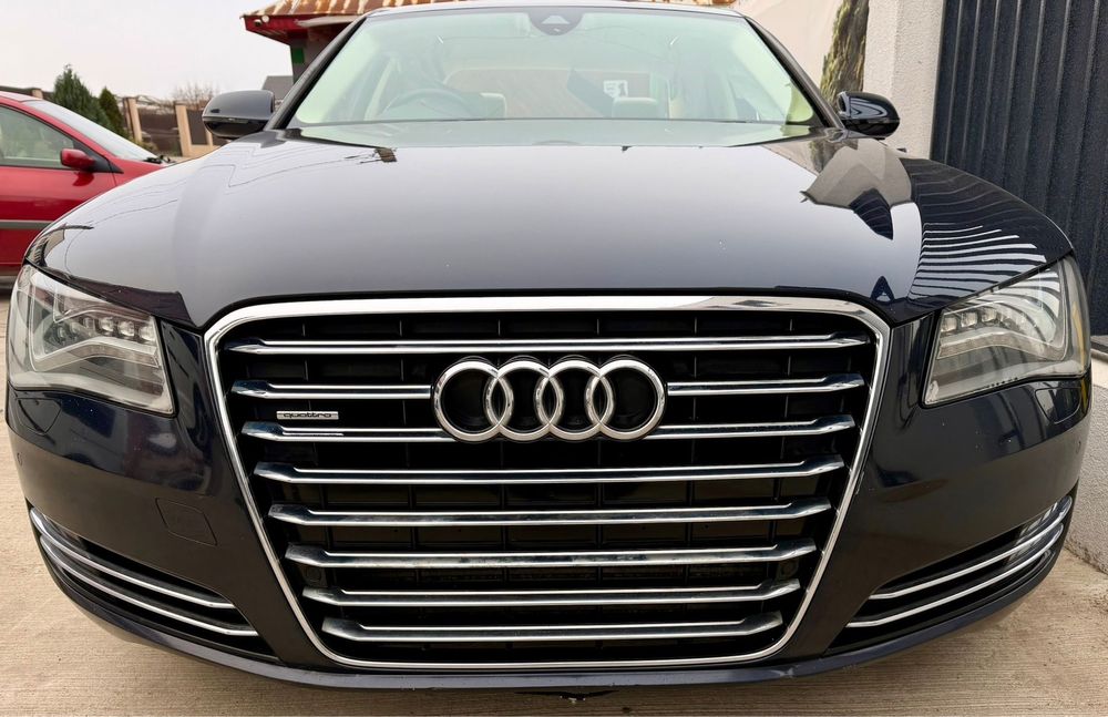 Dezmembrez Audi A8 an 2011 motor 3.0 V6 masina arata ca noua volan drp