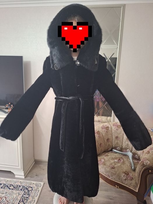 Шуба женская с капюшоном