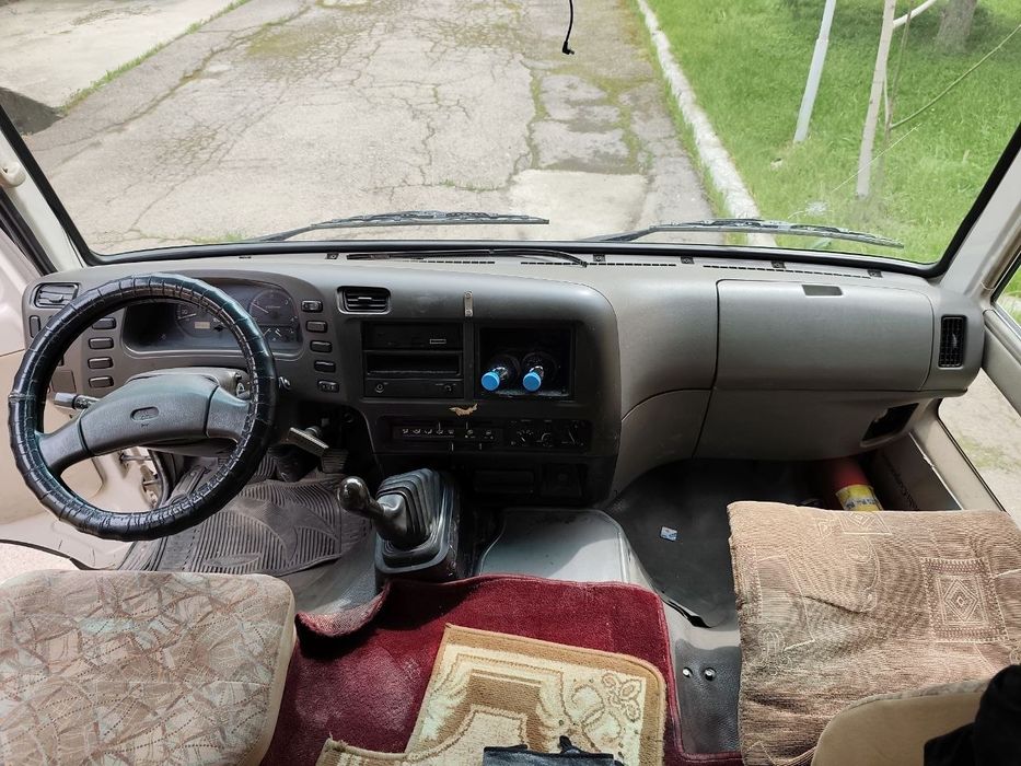 Mitsubisi fuso автобус сотилади 2009 йил дизель, холати яхши