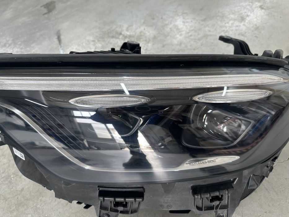 Ляв фар Mercedes GLC W254/ Мерцедес ГЛЦ W254 Digital Light