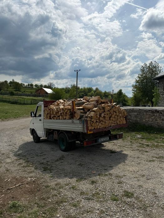 Lemn de foc Fag taiat și spart!! Detalii la numărul de telefon!!