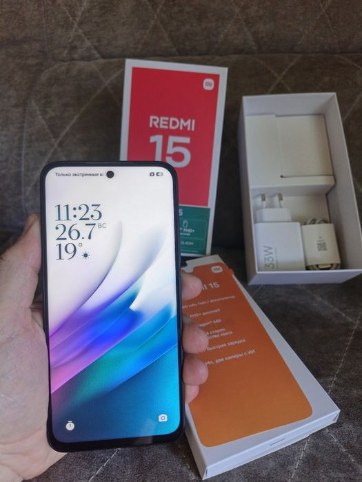 Продаю телефон Redmi 15