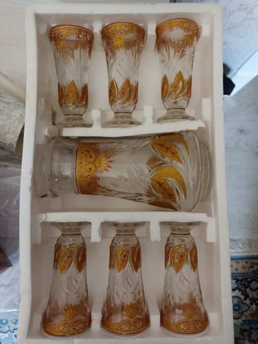 Стакан с графином новая в упаковке.