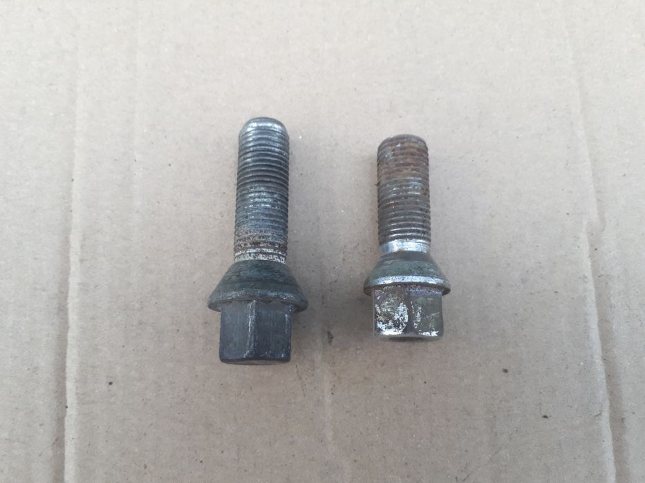 Болты оригинальные на диски.