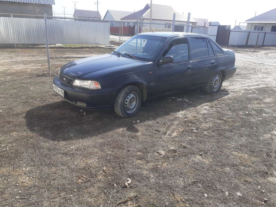 Машина дэу нексиа