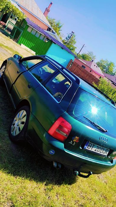 Vând Audi A4 b5 an 2002