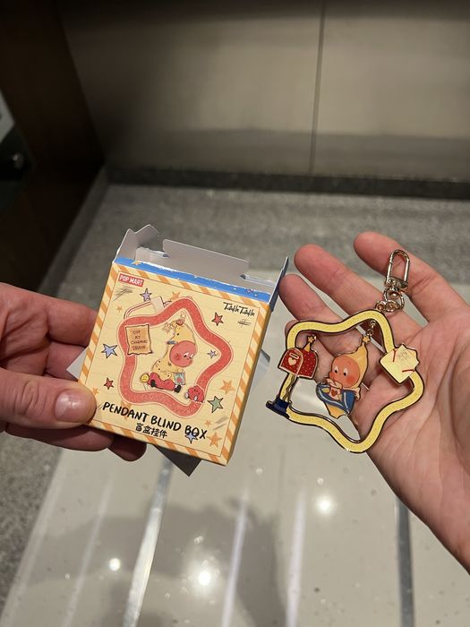 Брелки для сумок от Pop Mart