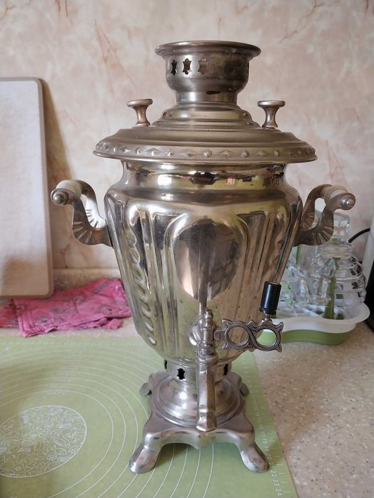 Продам самовар электрический