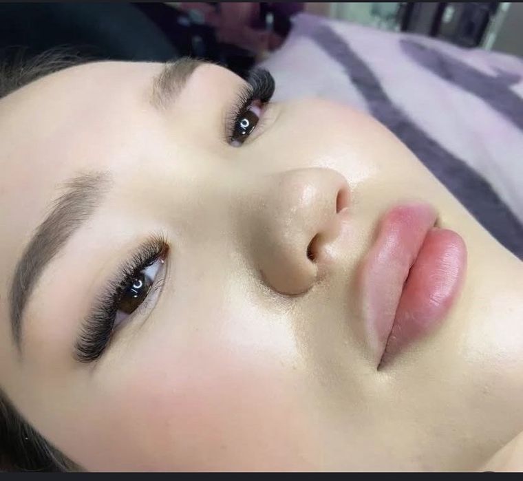 Наращивание ресницы любой обьем 6000тг