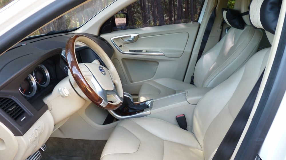 2013 Volvo XC60 T6 AWD