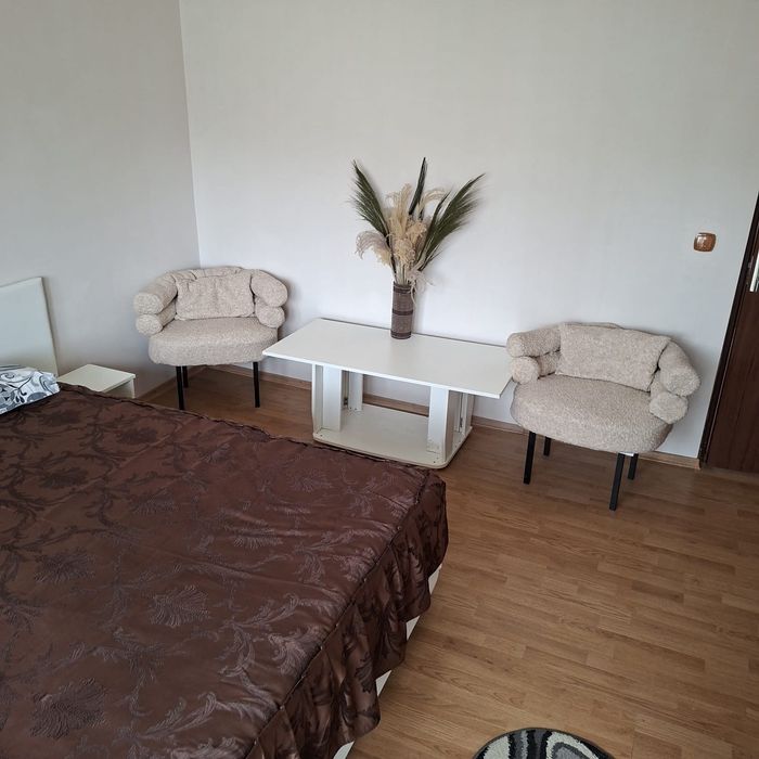 Vând pensiune 14 camere