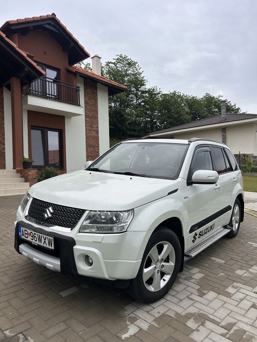 SUZUKI Grand Vitara 2011