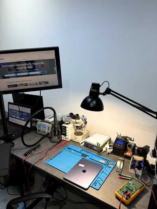 Schimbare geam / spate / capac / display / difuzor- iPhone București