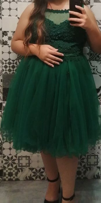 Rochie scurta cu aplicatii manuale