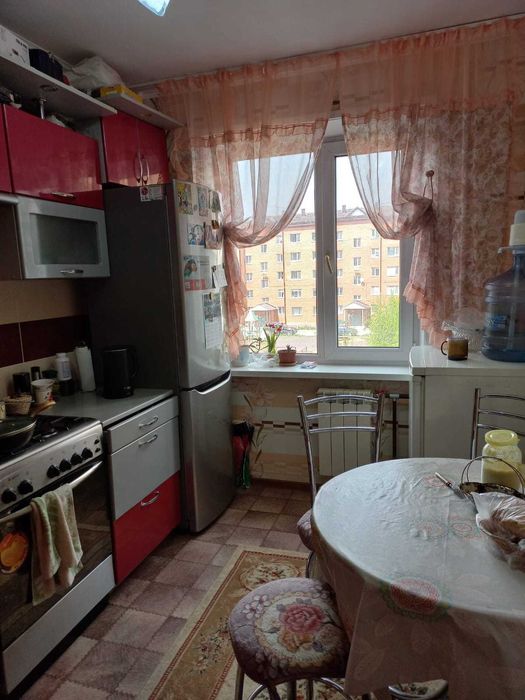 Продам 3-ю квартиру в 20 микрорайоне