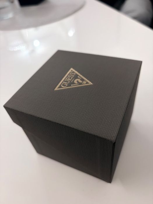 Луксозен мъжки часовник GUESS – Нов, в оригинална кутия