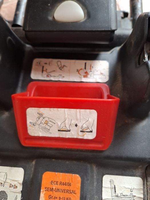 Suport scaun scoica auto cu isofix