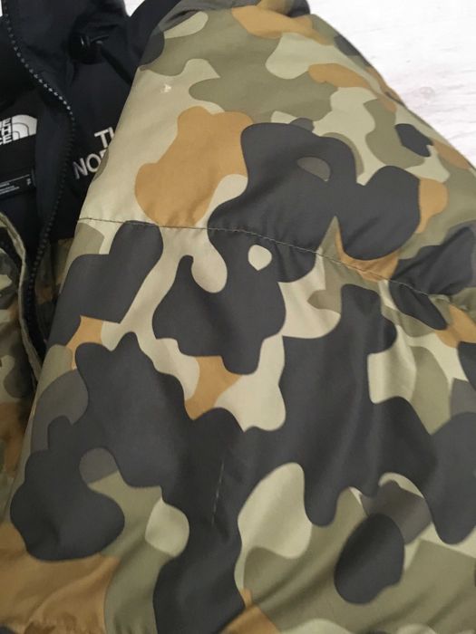 The North Face 700 Nuptse S