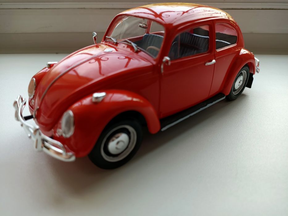 Модель автомобиля, масштаб 1/24