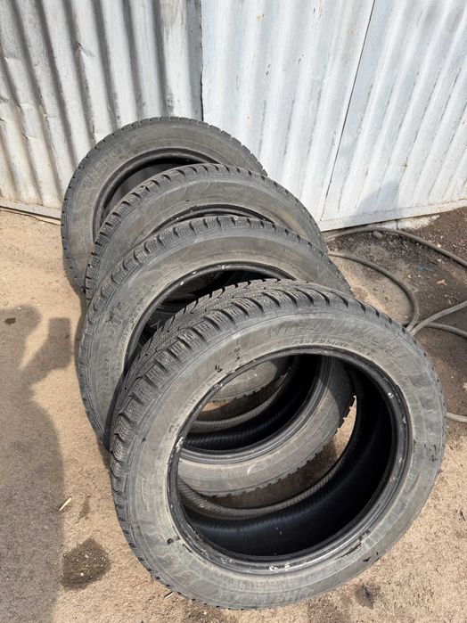 Зимние шины R17 Hankook