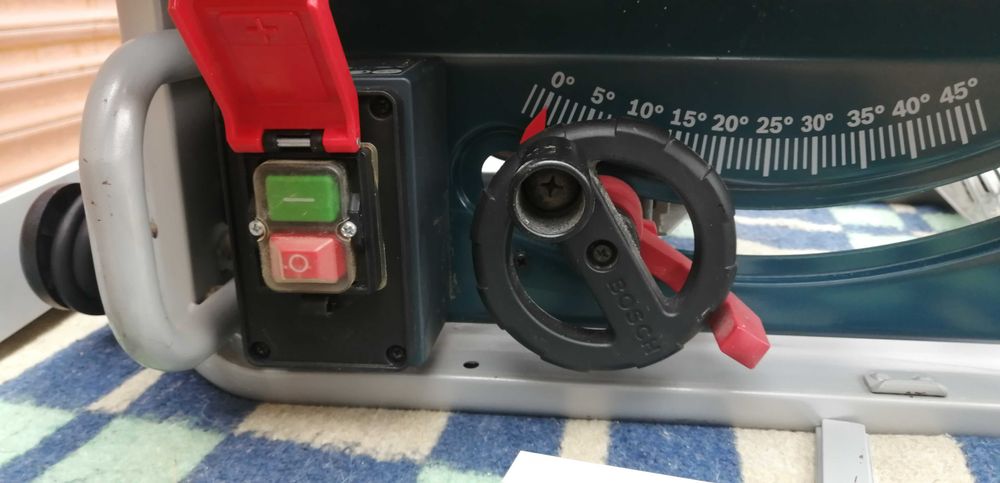 Circular de masa BOSCH Professional GTS 10 J toate accesoriile