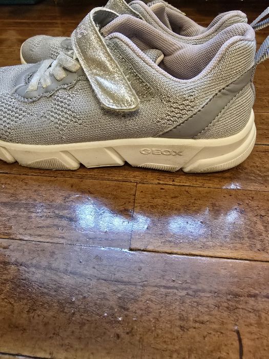 Adidasi fete Geox 34